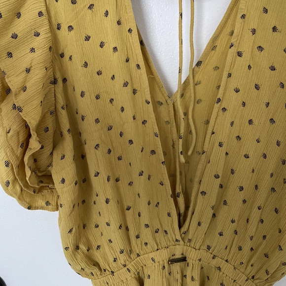 Billabong ‘Ruffled up’ romper - Picture 4 of 5